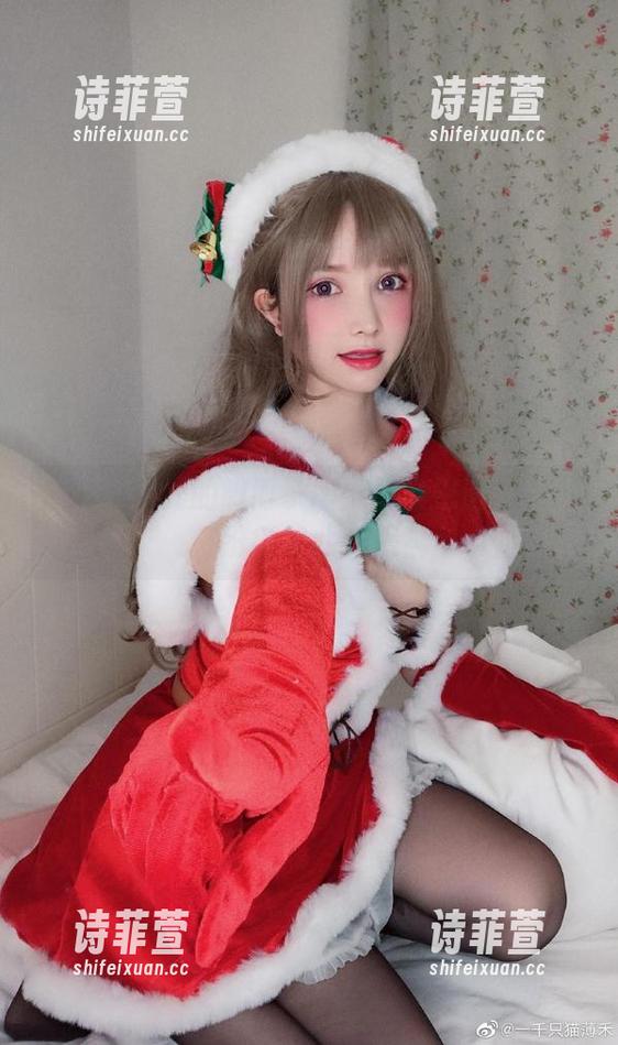 超级小禾儿的微博杂图：是谁把这小萌物打扮得如此完美？