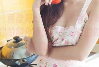 青豆客 – 黄歆苑chobits私房写真中的瑜伽：当你的腿伸得比梦想还长的时候，你就知道了！